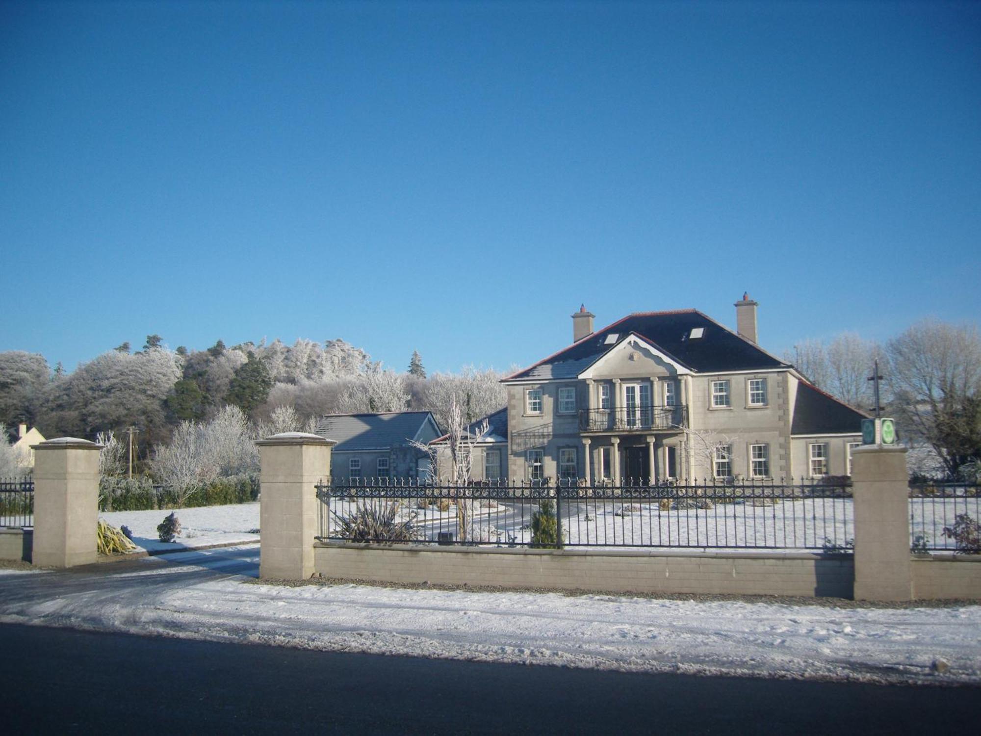 Deerpark Manor Bed And Breakfast 스윈포드 외부 사진