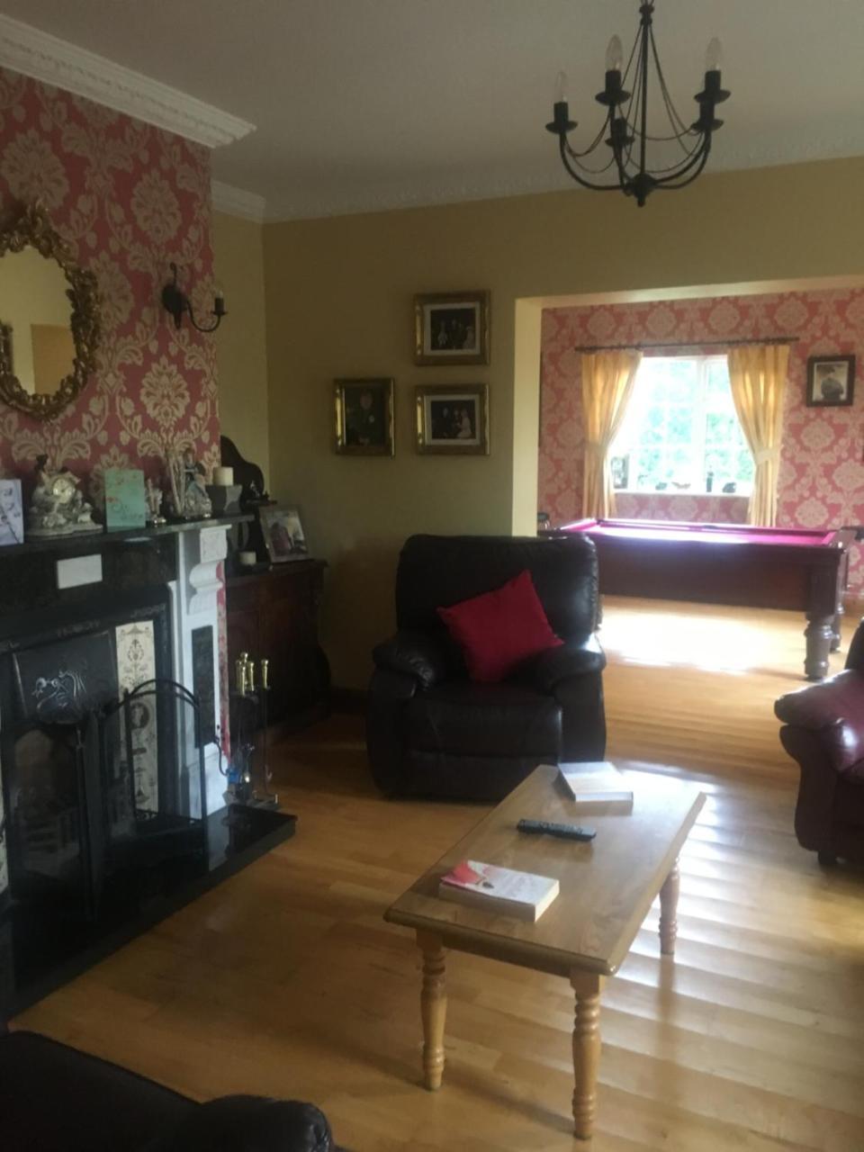 Deerpark Manor Bed And Breakfast 스윈포드 외부 사진